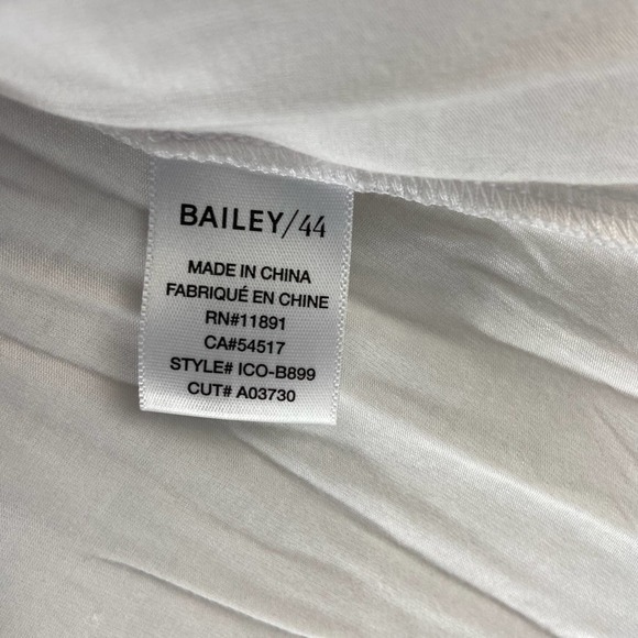 Bailey 44 White Yarrow Top Sz Medium - Picture 7 of 8